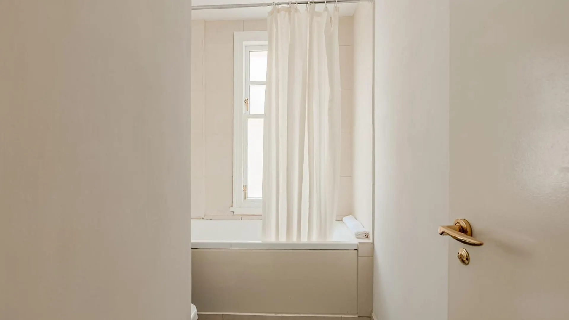 Central 1Br Apt, City Of London, 2Min Aldgate Tube